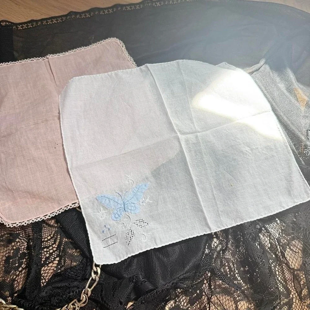 Vintage handkerchief scarf bundle‎